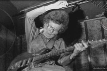 The “Granny of Rock N ‘Roll”