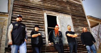 Shotgun Facelift: Their new album is coming on December 17th